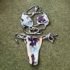 Blue tie dye water design bikini set